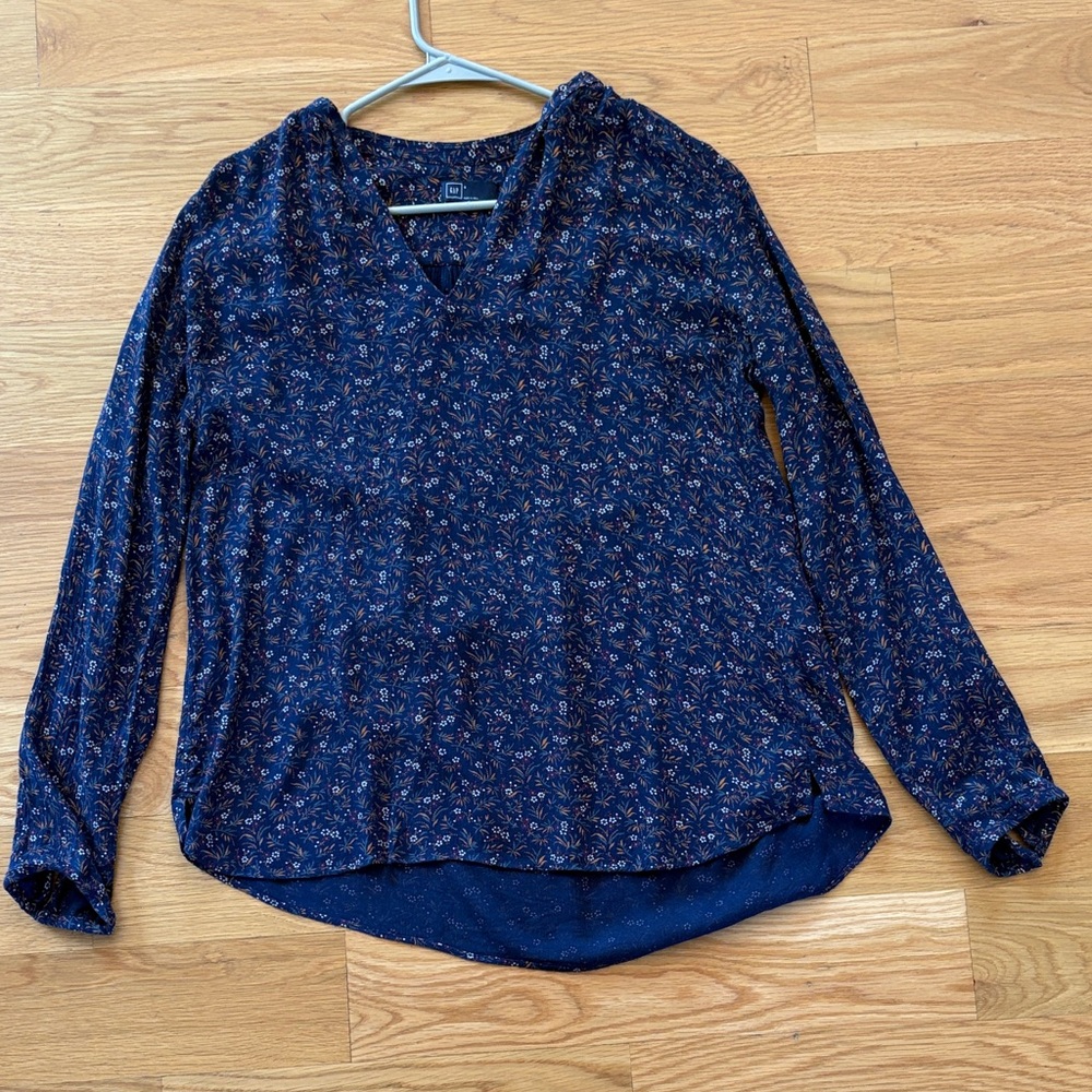 GAP Navy Floral Women's Blouse